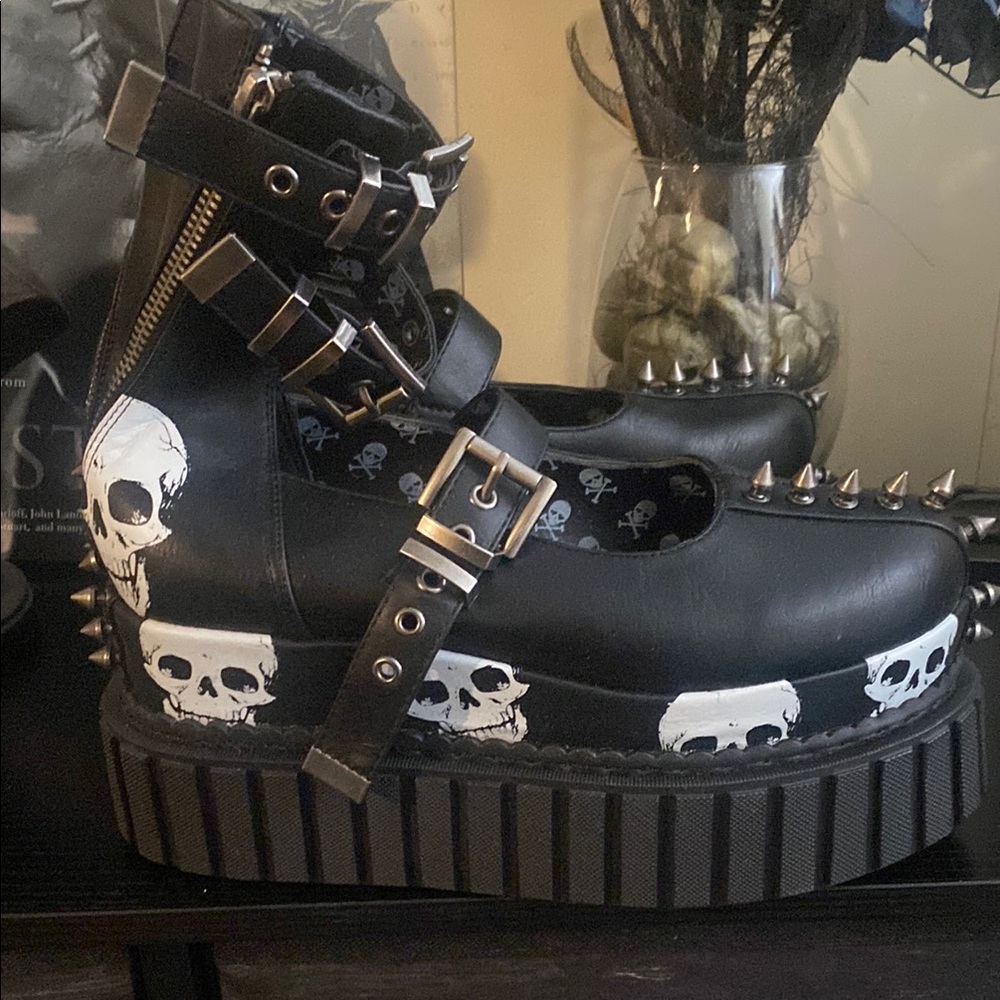 Black Platform Shoes with Skull Design